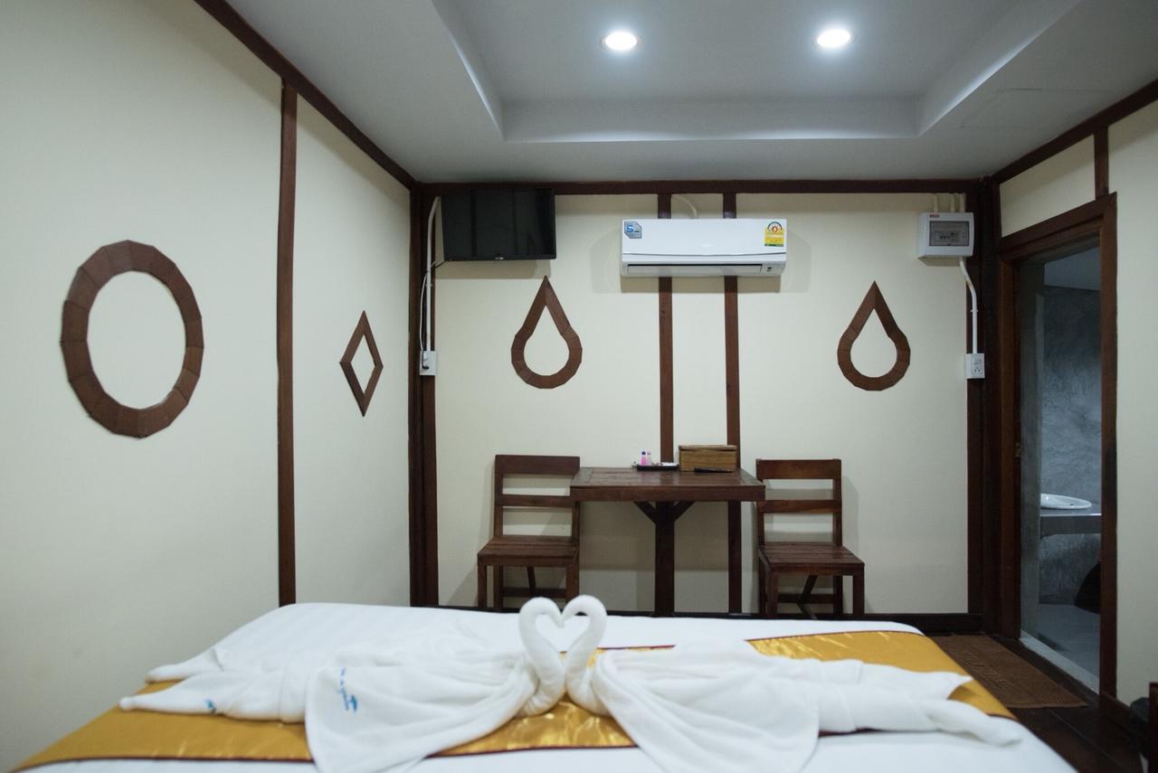 Talad Nam Klong Hae Resort Хатъяй Экстерьер фото