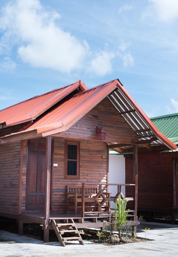 Talad Nam Klong Hae Resort Хатъяй Экстерьер фото